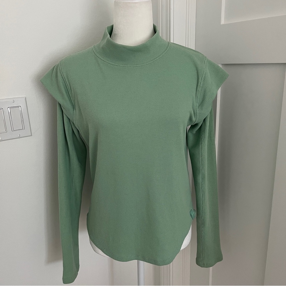 NWOT We The Free People Long Sleeve Top Waffle Knit Ruffle Shoulder Sz S *S28